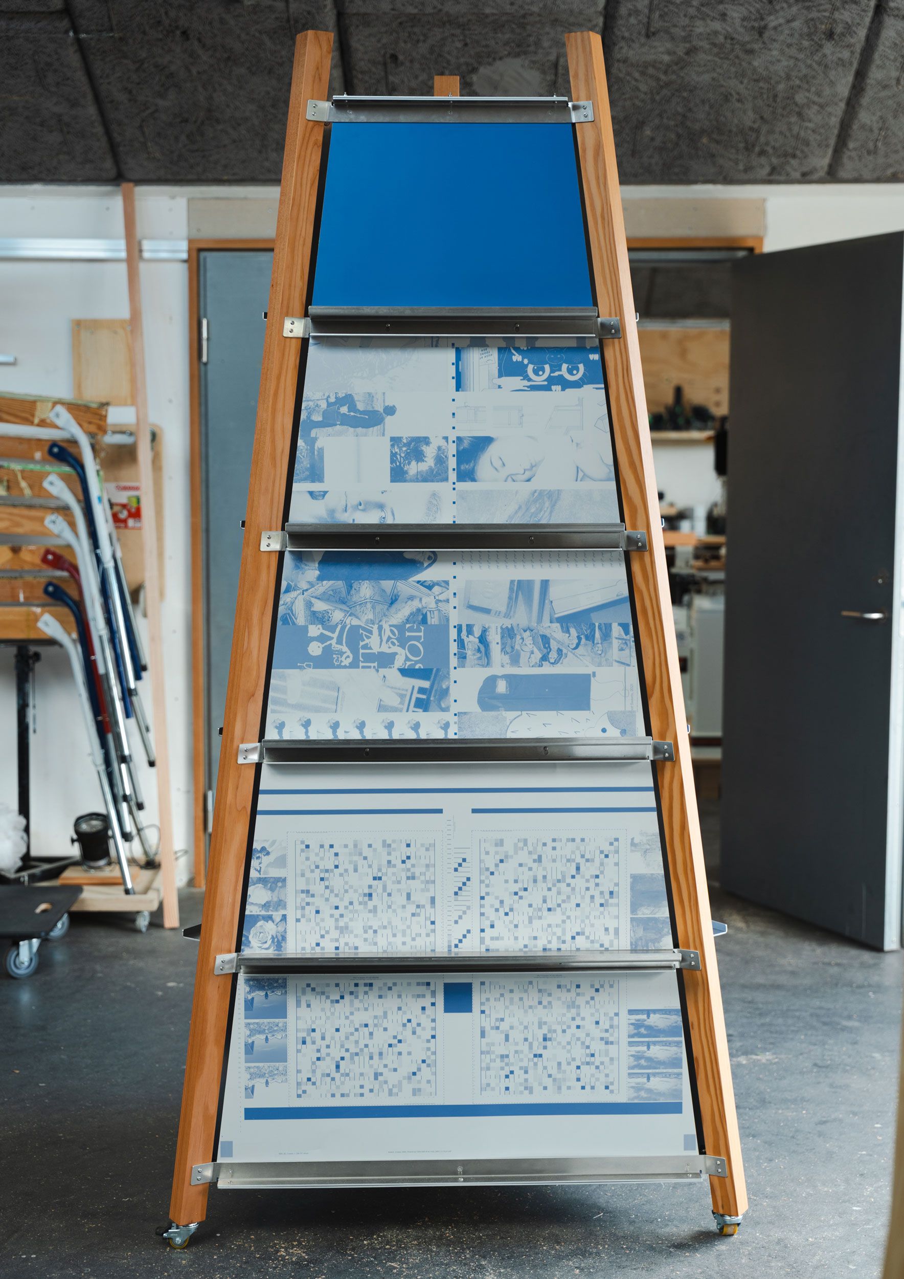 Archial Studies Travelling Bookstand Alexis Mark 62