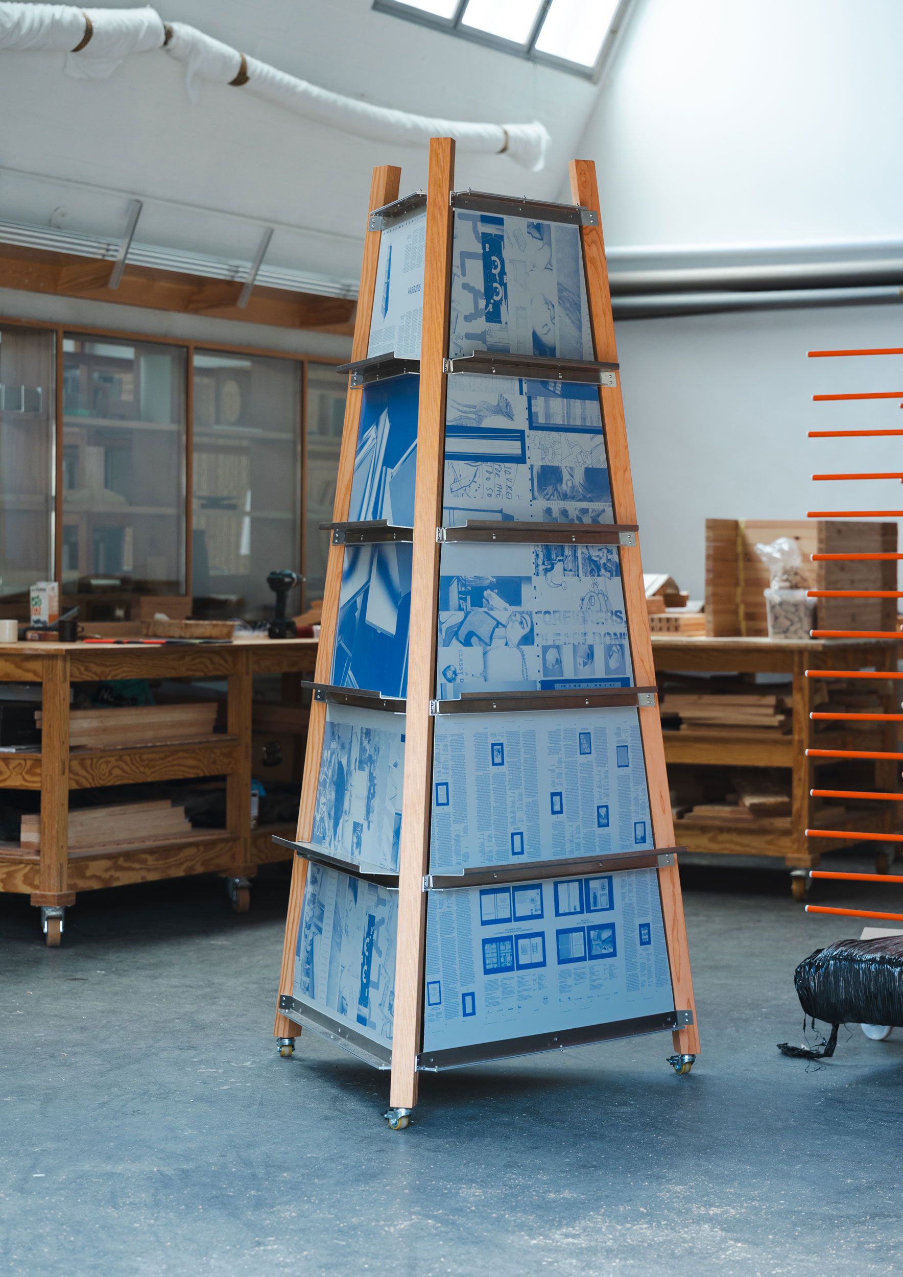 Archial Studies Travelling Bookstand Alexis Mark 54