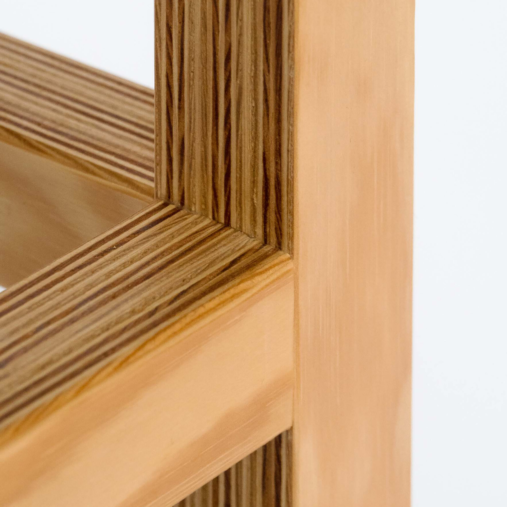 ply chair join detail