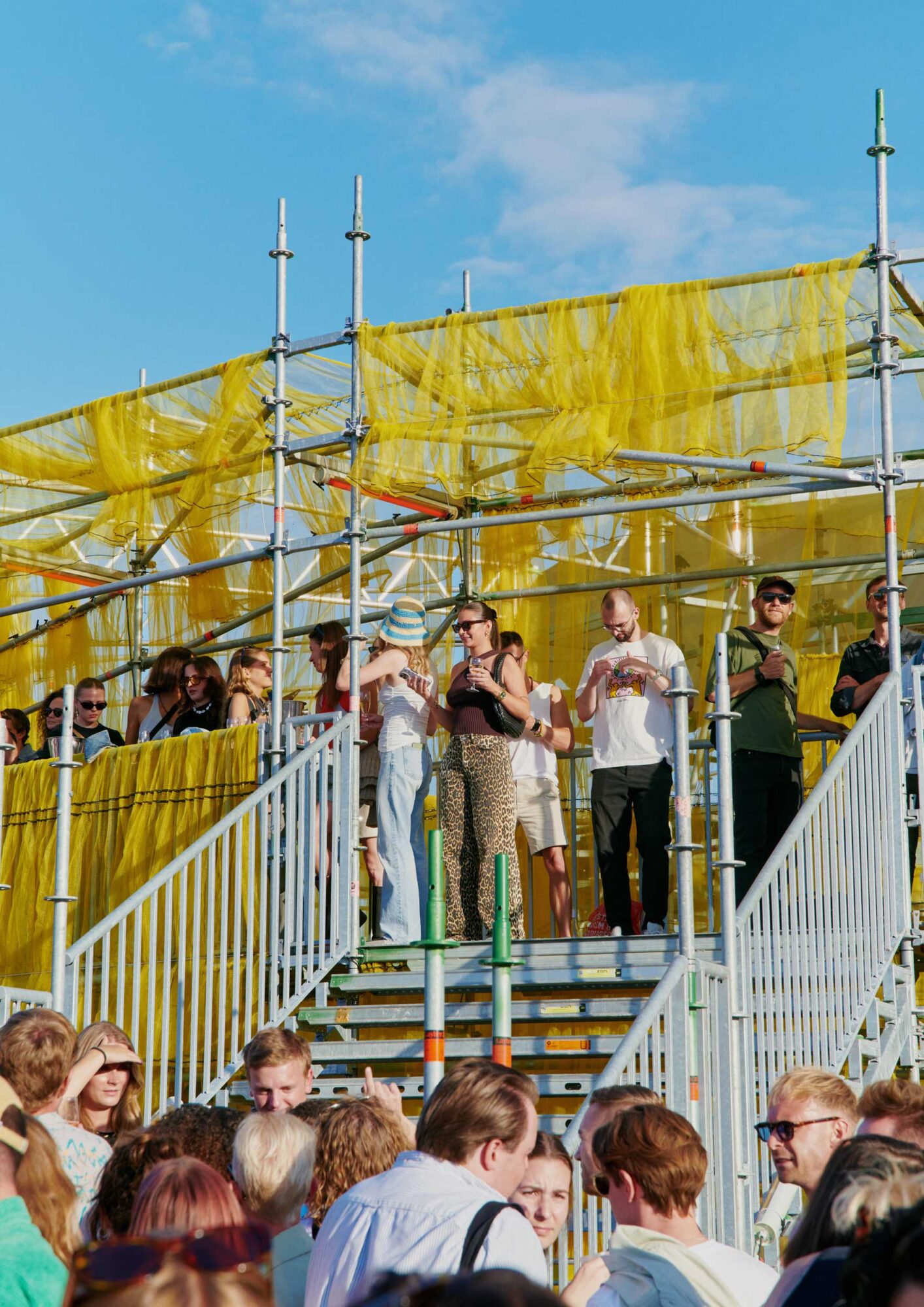 solen stairs with people