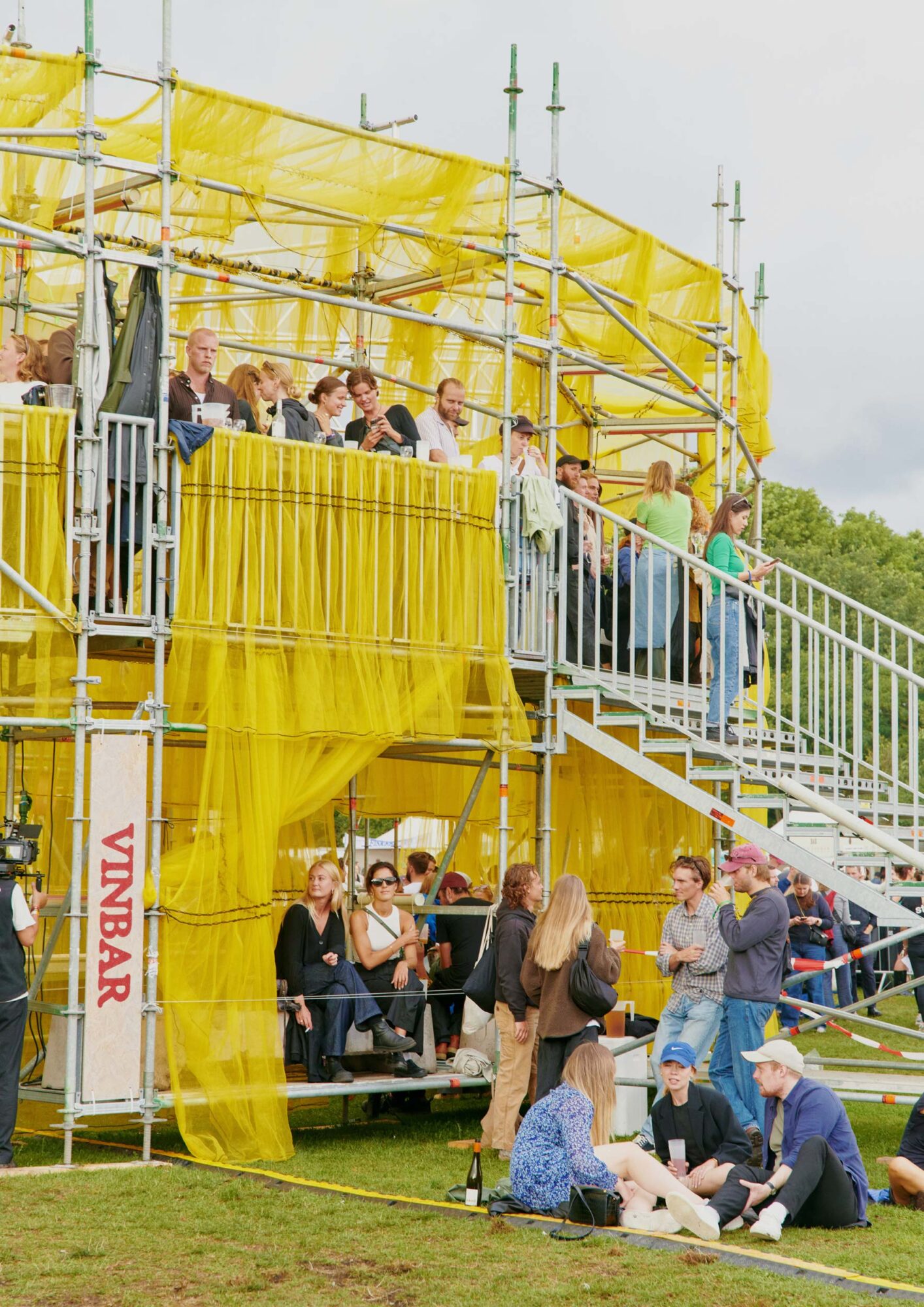 solen entrance with people